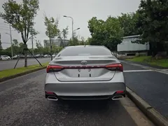 2022 Toyota Avalon 2.0L Luxury — фото 6