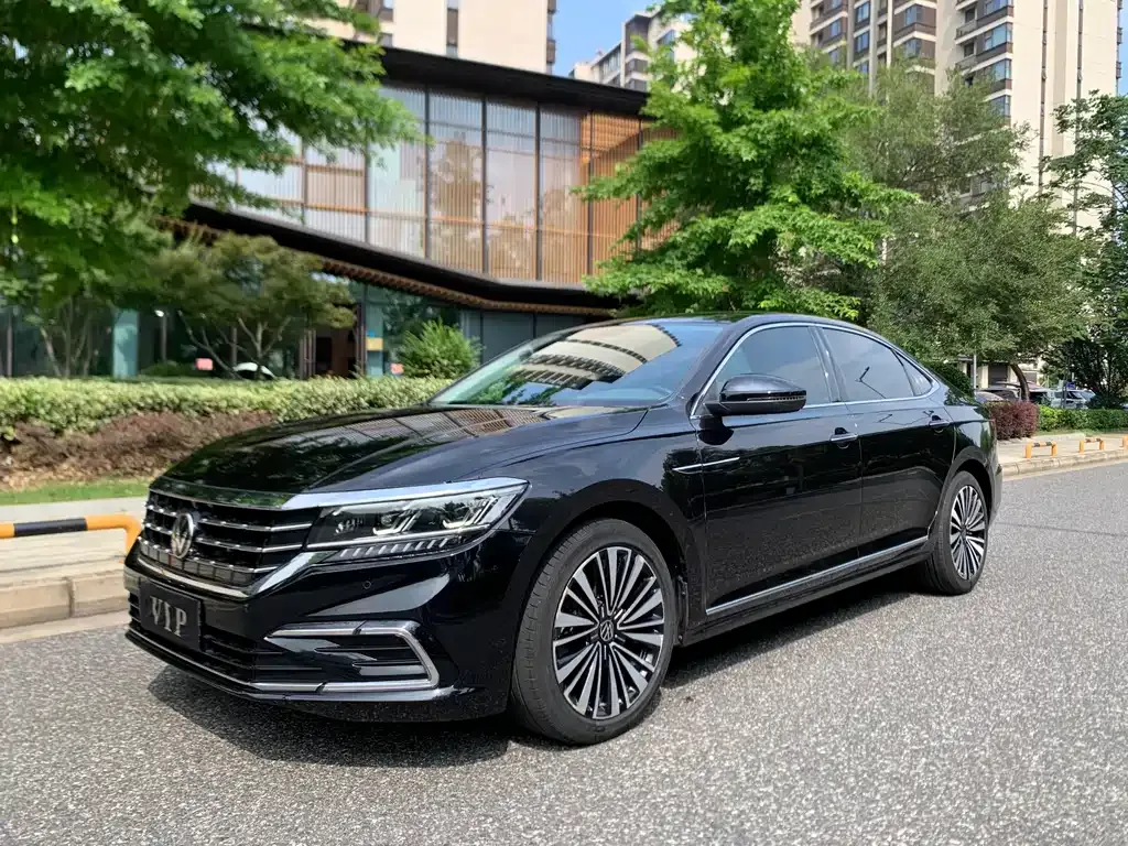 2021 Volkswagen Passat 330TSI Luxury