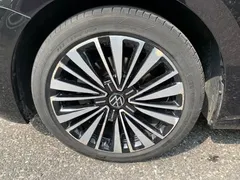 2021 Volkswagen Passat 330TSI Luxury, чёрный — фото 5