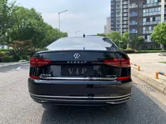 2021 Volkswagen Passat 330TSI Luxury, чёрный — фото 7