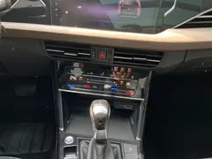 2021 Volkswagen Passat 330TSI Luxury, чёрный — фото 12