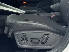 2022 Audi A3L Limousine 35 TFSI Luxury Sport, белый — фото 22