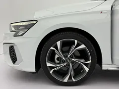 2022 Audi A3L Limousine 35 TFSI Luxury Sport, белый — фото 23