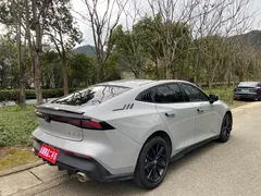 2023 Changan UNI-V 1.5T — фото 11