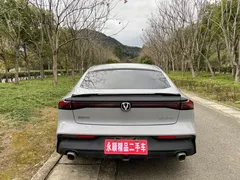 2023 Changan UNI-V 1.5T — фото 12