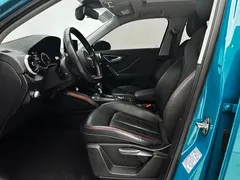 2022 Audi Q2L 35 TFSI Sport, синий — фото 11