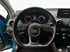 2022 Audi Q2L 35 TFSI Sport, синий — фото 18
