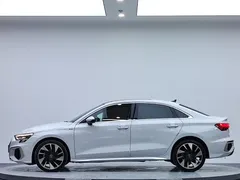 2022 Audi A3L Limousine 35 TFSI, белый — фото 5