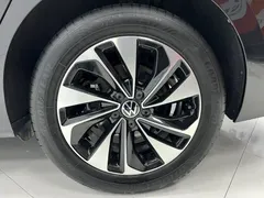 2022 Volkswagen Passat 280TSI Elite, чёрный — фото 20