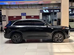 2025 Li Auto L7 Pro, чёрный — фото 7