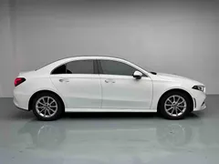 2021 Mercedes-Benz A-Class A 200 L Sports Sedan Stylish, белый — фото 3