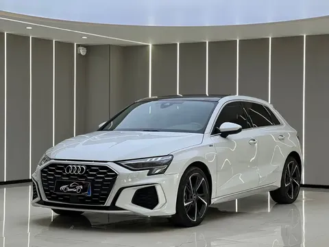 2022 Audi A3 Sportback 35 TFSI Fashion Sport