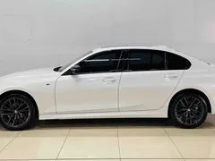 2023 BMW 3 Series 325Li M Sport Dark Night Package, белый — фото 7