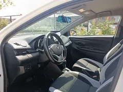2022 Toyota Yaris L Zhixuan X 1.5L CVT PLUS, белый — фото 12
