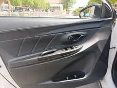 2022 Toyota Yaris L Zhixuan X 1.5L CVT PLUS, белый — фото 13