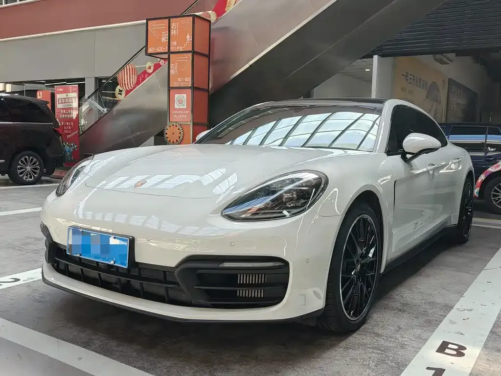 2023 Porsche Panamera 2.9T