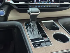 2021 Toyota Sienna 2.5L Hybrid Luxury — фото 18