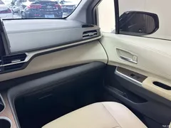 2021 Toyota Sienna 2.5L Hybrid Luxury — фото 19
