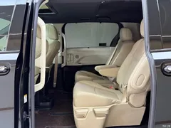 2021 Toyota Sienna 2.5L Hybrid Luxury — фото 23