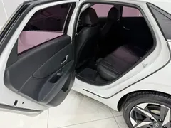 2022 Hyundai Elantra 1.5L CVT GLX Elite, белый — фото 16