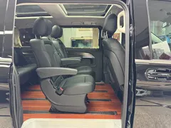2021 Mercedes-Benz V-Class V 260 Pilot, чёрный — фото 18