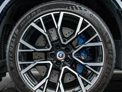 2022 BMW X5 M, синий — фото 7