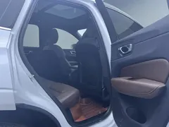2024 Volvo XC60 4WD Zhiyuan Luxury, белый — фото 16