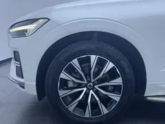 2024 Volvo XC60 4WD Zhiyuan Luxury, белый — фото 22
