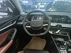 2023 Changan Eado PLUS 1.4T GDI DCT Premium, белый — фото 3