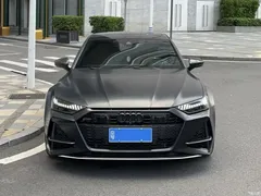 2021 Audi RS 7 RS 7 4.0T Sportback Premium — фото 2