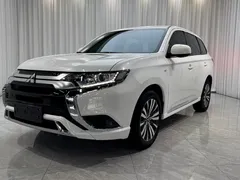2021 Mitsubishi Outlander 2.0L 2WD 5 Seats, белый — фото 1