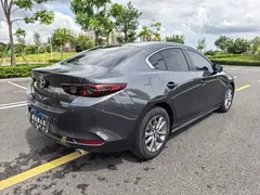 2022 Mazda 3 2.0L AT — фото 27