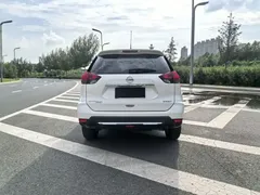 2023 Nissan X-Trail 2.0L 2WD Premium, белый — фото 5