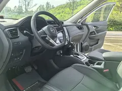 2023 Nissan X-Trail 2.0L 2WD Premium, белый — фото 8