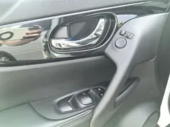 2023 Nissan X-Trail 2.0L 2WD Premium, белый — фото 9