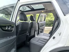 2023 Nissan X-Trail 2.0L 2WD Premium, белый — фото 12