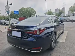 2021 Lexus ES 200, синий — фото 6