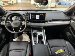 2023 Geely Preface 2.0TD, зелёный — фото 11
