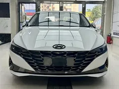 2022 Hyundai Elantra 1.5L CVT LUX Premium, белый — фото 2