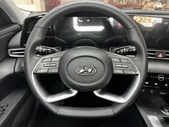 2022 Hyundai Elantra 1.5L CVT LUX Premium, белый — фото 15