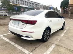 2021 Kia Cerato 1.5L CVT, белый — фото 12