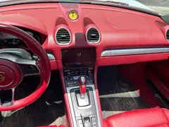2020 Porsche 718 Boxster 2.0T, белый — фото 14