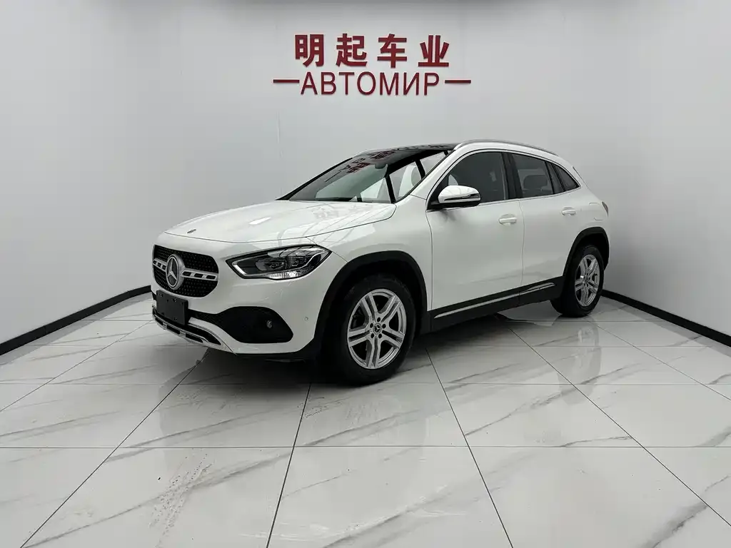 2022 Mercedes-Benz GLA 180