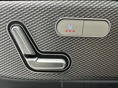 2022 Mercedes-Benz GLA 180, белый — фото 12