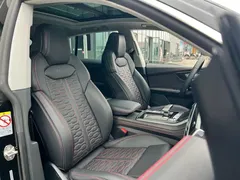 2022 Audi Q8 55 TFSI Luxury Dynamic, чёрный — фото 5