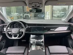 2022 Audi Q8 55 TFSI Luxury Dynamic, чёрный — фото 8