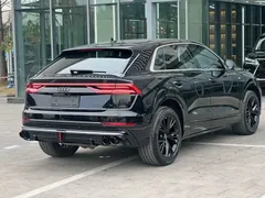 2022 Audi Q8 55 TFSI Luxury Dynamic, чёрный — фото 9