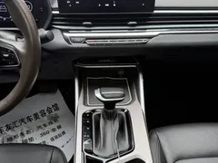 2022 Geely Emgrand 1.5L CVT, белый — фото 24