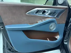 2023 BMW XM, чёрный — фото 9