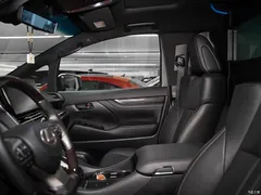 2020 Lexus LM 300h four-seater — фото 12